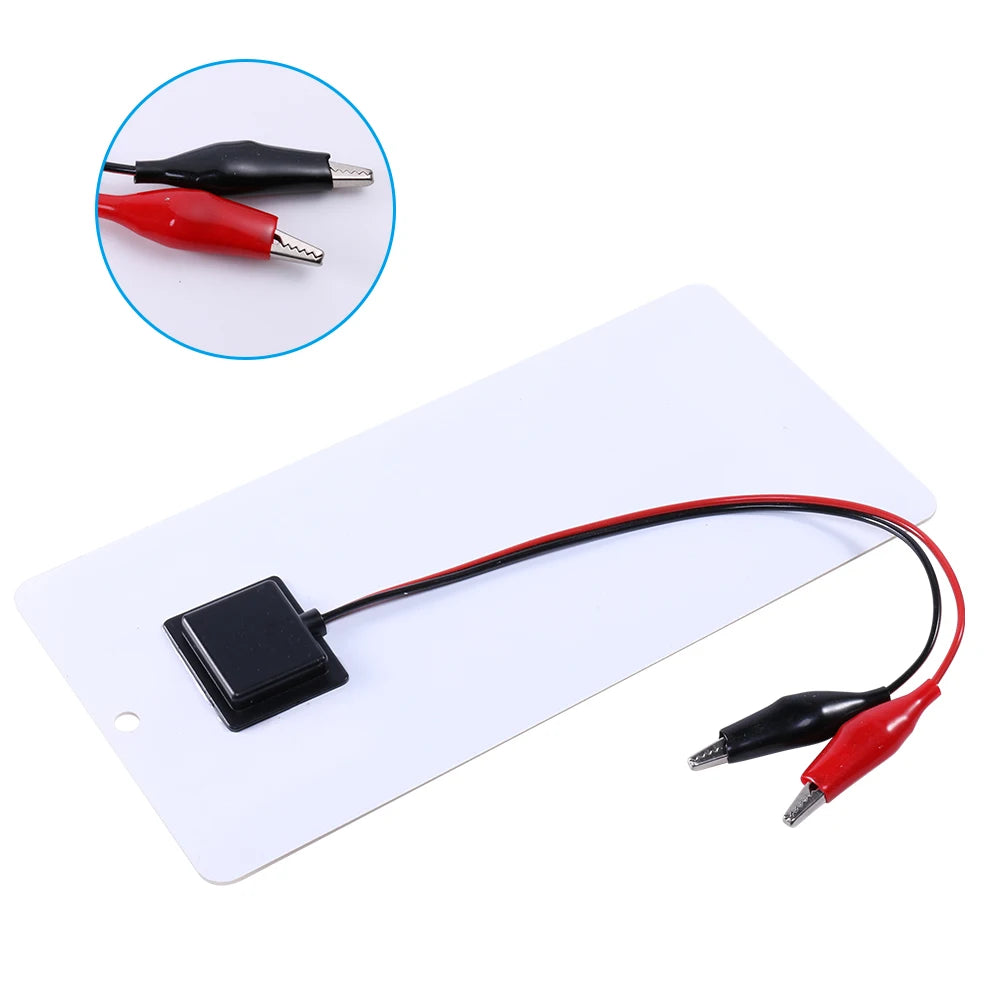 10W Solar Battery Charger with Carabiner 12V Cells Power Bank Polysilicon Solar Power Charger Portable for Outdoor Lamp Pump