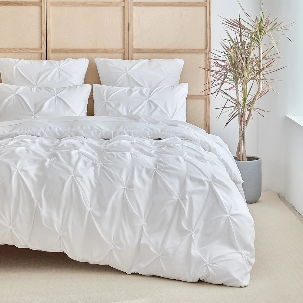 3pcs Bedding Cover，Craft twist design，Simple and superior，Soft and comfortable fabric，Suitable  men and women bedroom decoration