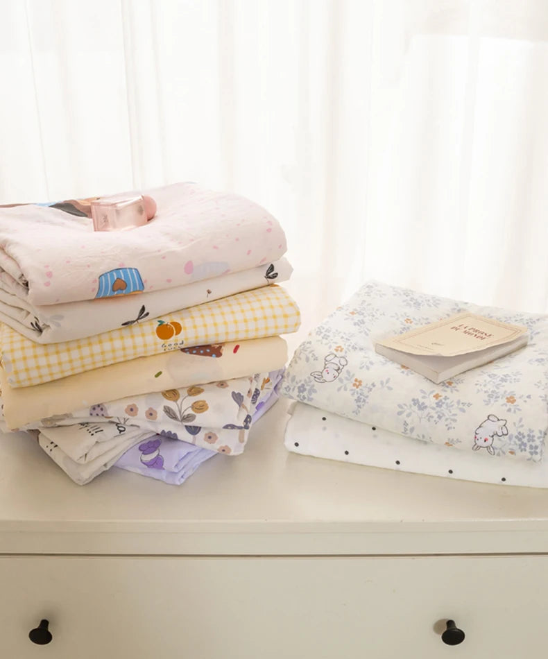 3-piece plant-flower printed bed cover (1* bed cover +2* pillowcase, no filling) Soft, comfortable and breathable bedding