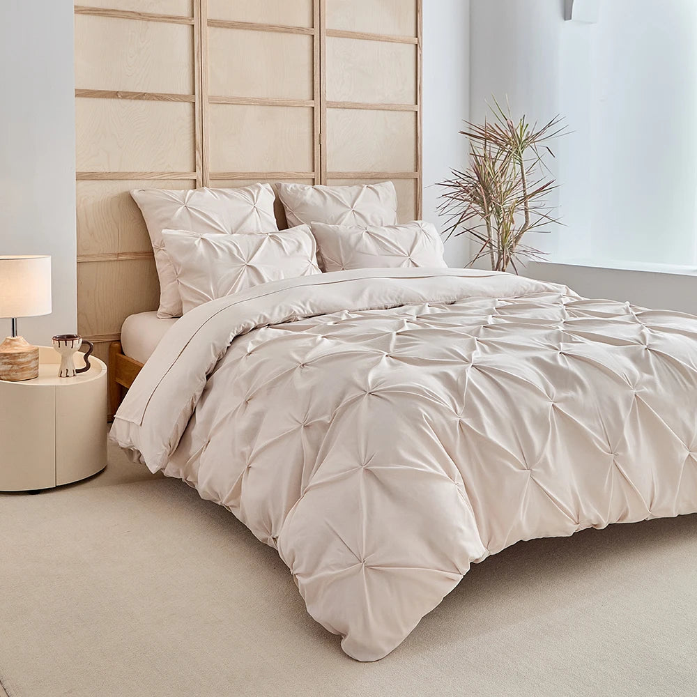 3pcs Bedding Cover，Craft twist design，Simple and superior，Soft and comfortable fabric，Suitable  men and women bedroom decoration