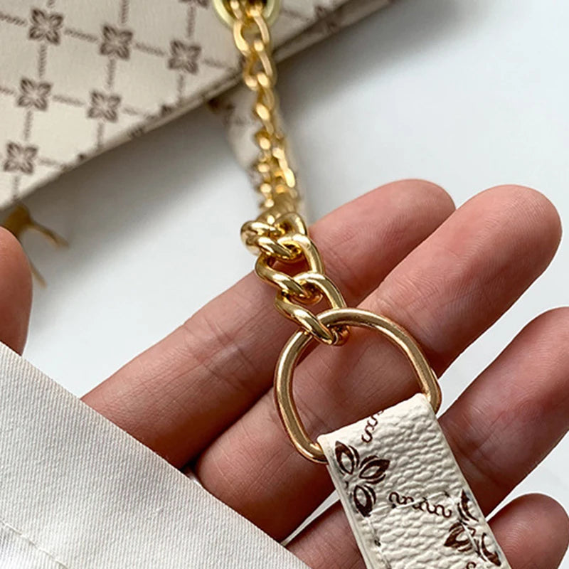 2024 Autumn and Winter New Presbyopic Handbag Shoulder Bag Large Capacity Tote Bag Women's Bag